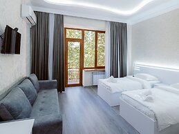 Opera Avenue Hotel Yerevan