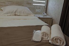Opera Avenue Hotel Yerevan