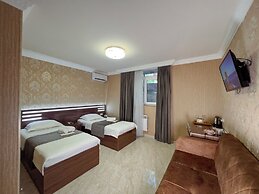 Opera Avenue Hotel Yerevan