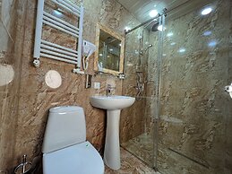 Opera Avenue Hotel Yerevan