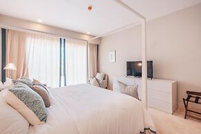 Apt w 2br-beachfront Private Pool in Sotogrande