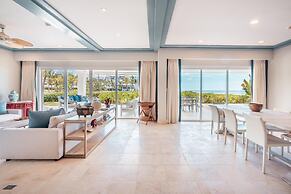 Apt w 2br-beachfront Private Pool in Sotogrande