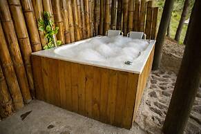 Refugio Natural - Guarne - Cabañas Ecológicas con Jacuzzi e hidromasaj