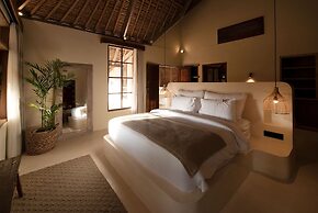 Villa Xanadu Pererenan by Nakula