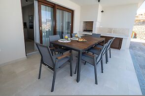 Holiday House Jewel With Private Pool
