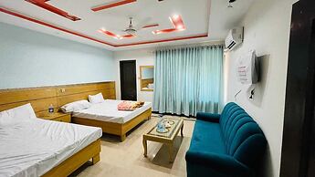 Hotel The Queen