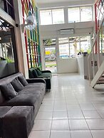 Lemon Tree Khaosan Hostel