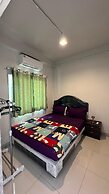 Lemon Tree Khaosan Hostel
