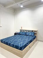 Lemon Tree Khaosan Hostel