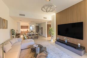 Spacious Elegant 3BR Urban Retreat