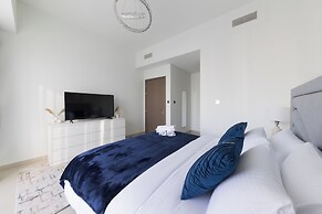 Spacious Elegant 3BR Urban Retreat