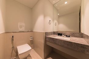 Spacious Elegant 3BR Urban Retreat