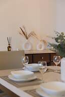 Spacious Elegant 3BR Urban Retreat