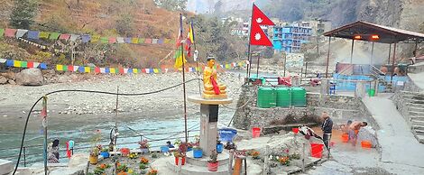 Shrestha Hotel HotSpring