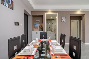 ALBA Garden 1BR with Gym & Infinity Pool