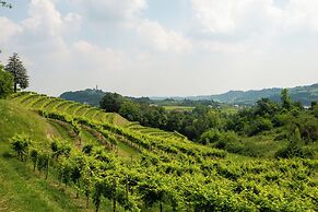 Tenuta Castagnera