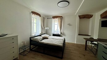 Family Apartments Černice