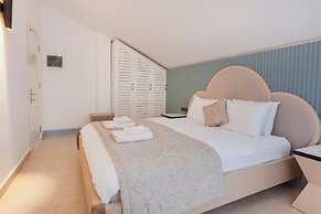 Kalkan Suites Hotel