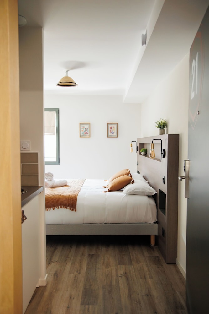 Appart'hôtel Le Corot - Accès Autonome