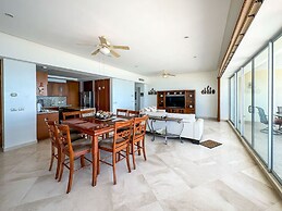 Oceanview Serenity Retreat