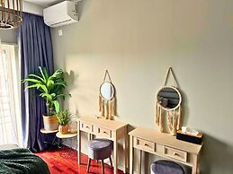 Caparica Surf Retreat