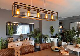 Caparica Surf Retreat