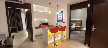 Royal Pearl Suites