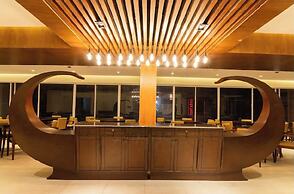 Royal Pearl Suites
