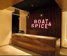 Royal Pearl Suites