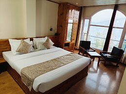 Hotel Savi Shallidrishya