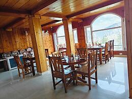 Hotel Savi Shallidrishya