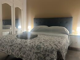 Arona 2-bed Apt, Sleeps 5 With Outdoor Pool