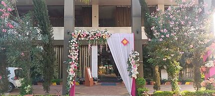 THE GRAND