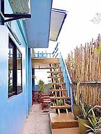 Seaside Blue Inn