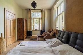 Africana by Grand Apartments