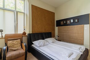 Africana by Grand Apartments