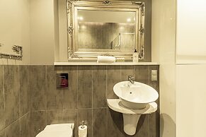 Africana by Grand Apartments