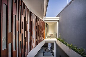 Berawa Bali Beach Villa