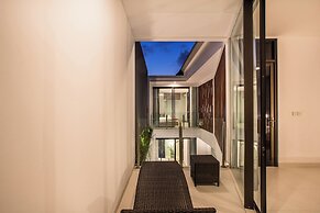 Berawa Bali Beach Villa