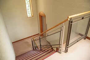 E JOY INN-ATAMI