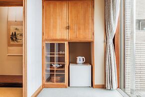 E JOY INN-ATAMI