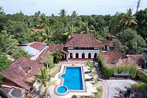 Kumarakom Tharavadu - Heritage Hotel