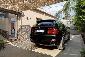 Noir Residence