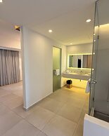 The View - Saint Georges Hotel