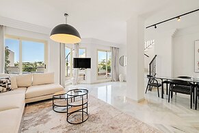 Molo Residences Boutique Apartment & Spa