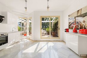 Molo Residences Boutique Apartment & Spa