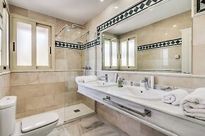 Molo Residences Boutique Apartment & Spa