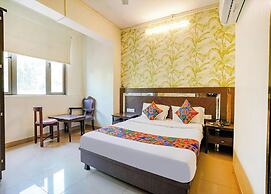 Hotel Gargi Deluxe