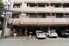 Bryan Condo Suites Makati near Airport