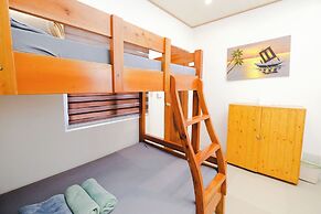 Monaliza Surf Resort